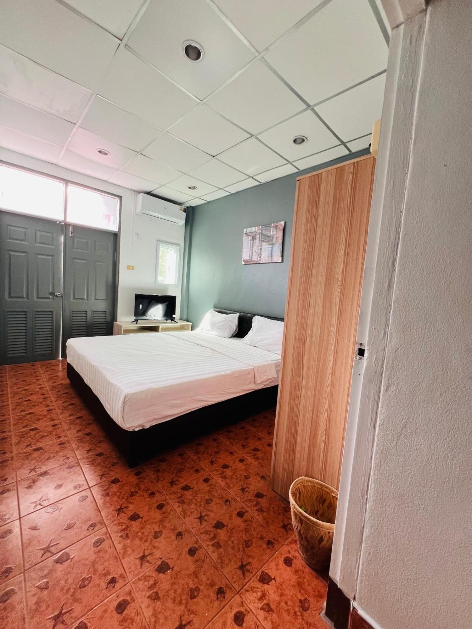 Patong Adventure Hostel المظهر الخارجي الصورة